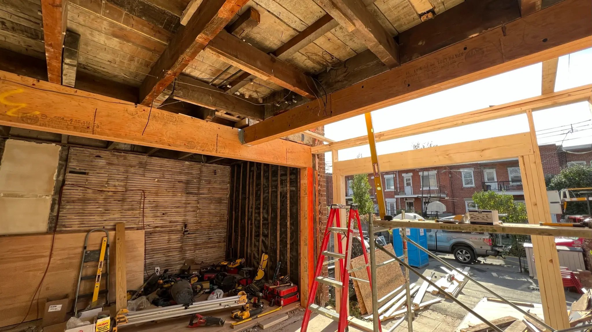 Ville Emard Town House — View 5